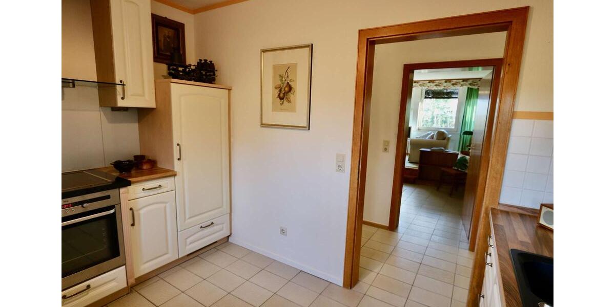 Etagenwohnung Overath - 3 Zimmer, 100 m&sup2;, 1.000&euro; | Angebot:24992525