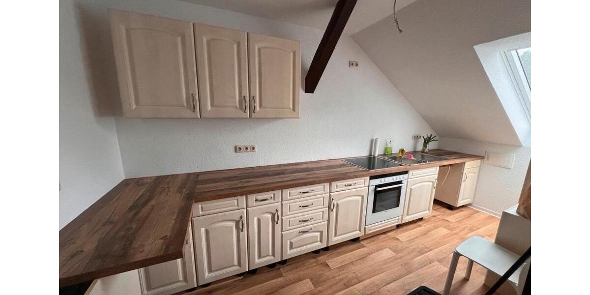 Dachgeschoßwohnung Penig - 5.5 Zimmer, 121 m&sup2;, 830&euro; | Angebot:26033286