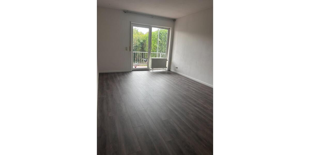 Erdgeschoßwohnung Osthofen - 3 Zimmer, 75 m&sup2;, 975&euro; | Angebot:24868809