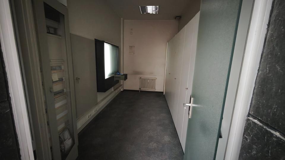 Gewerbeobjekt Schiffweiler - 2.200&euro; | Angebot:23577417