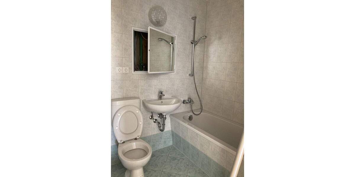 Etagenwohnung Bautzen - 2 Zimmer, 54 m&sup2;, 329&euro; | Angebot:25748704