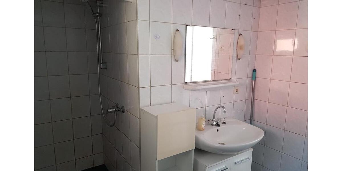 Wohnen auf Zeit Papenburg - 8 Zimmer, 240 m&sup2;, 15&euro; | Angebot:16828874