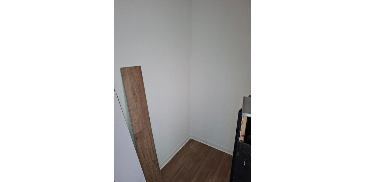Etagenwohnung Nordhausen - 4 Zimmer, 89 m&sup2;, 523&euro; | Angebot:26279113
