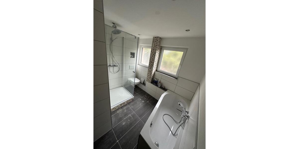 Erdgeschoßwohnung Gaienhofen - 3 Zimmer, 103 m&sup2;, 1.560&euro; | Angebot:26705302