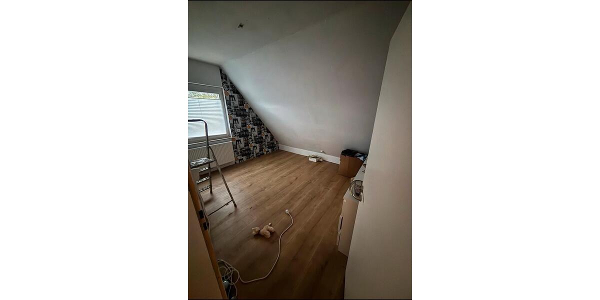 Dachgeschoßwohnung Oldenburg Eversten - 4 Zimmer, 70 m&sup2;, 900&euro; | Angebot:24583045