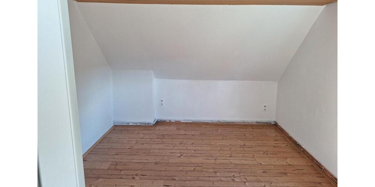 Einfamilienhaus Teuschnitz - 1 Zimmer, 90 m&sup2;, 750&euro; | Angebot:26664885