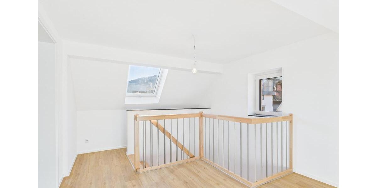 Etagenwohnung Blaubeuren - 5 Zimmer, 194 m&sup2;, 1.900&euro; | Angebot:25291577