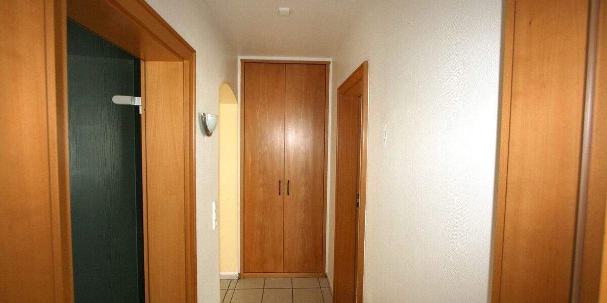 Etagenwohnung Erkelenz - 3 Zimmer, 81 m&sup2;, 720&euro; | Angebot:25228243