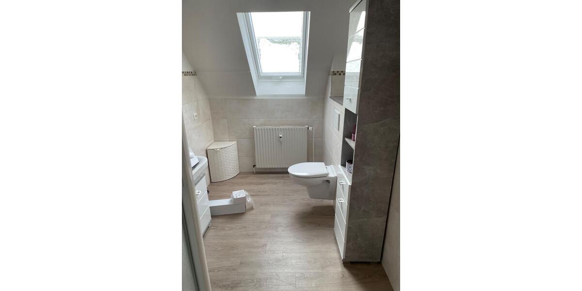 Dachgeschoßwohnung Willingen (Upland) - 3 Zimmer, 95 m&sup2;, 530&euro; | Angebot:25403288