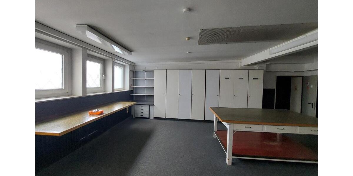 Gewerbeobjekt Sankt Ingbert - 1.800&euro; | Angebot:25540391