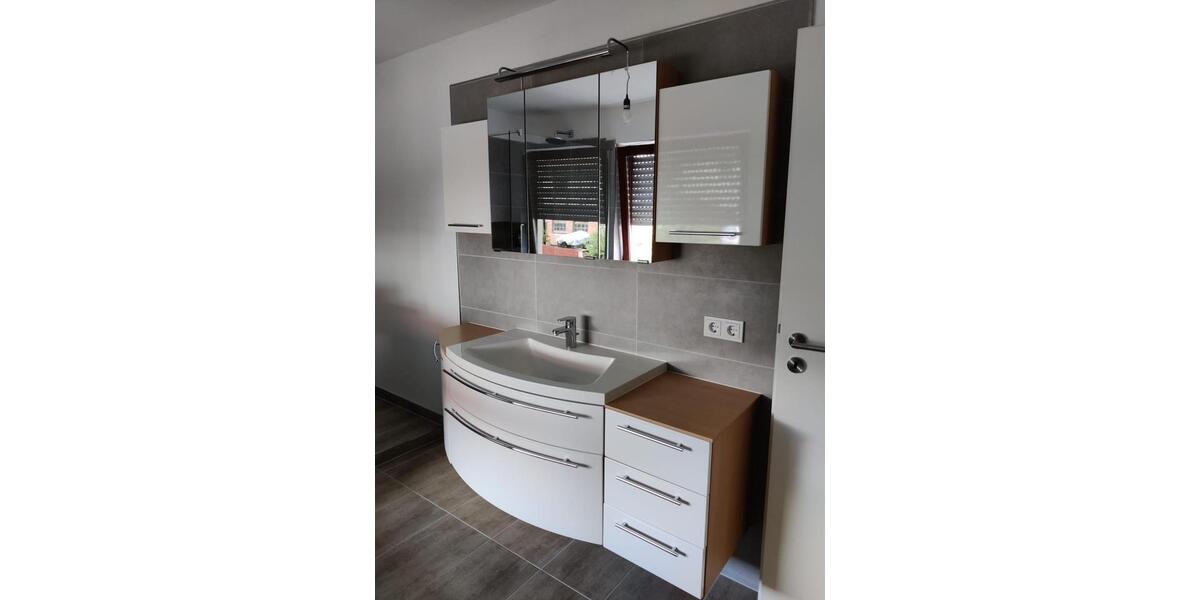 Einfamilienhaus Bad Hersfeld - 6 Zimmer, 152 m&sup2;, 1.350&euro; | Angebot:24768043