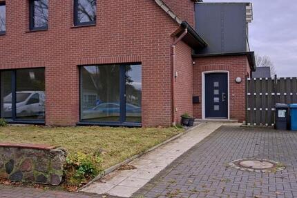 Trittau - Traumhafte sanierte 4 Zimmer EG Wohnung in Sackgassenlage zu vermieten 4 zimmer