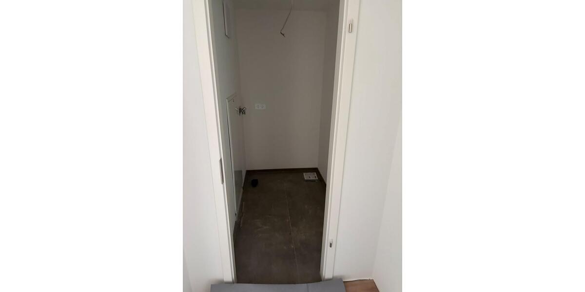 Etagenwohnung Pfedelbach - 3 Zimmer, 73 m&sup2;, 1.160&euro; | Angebot:26007798