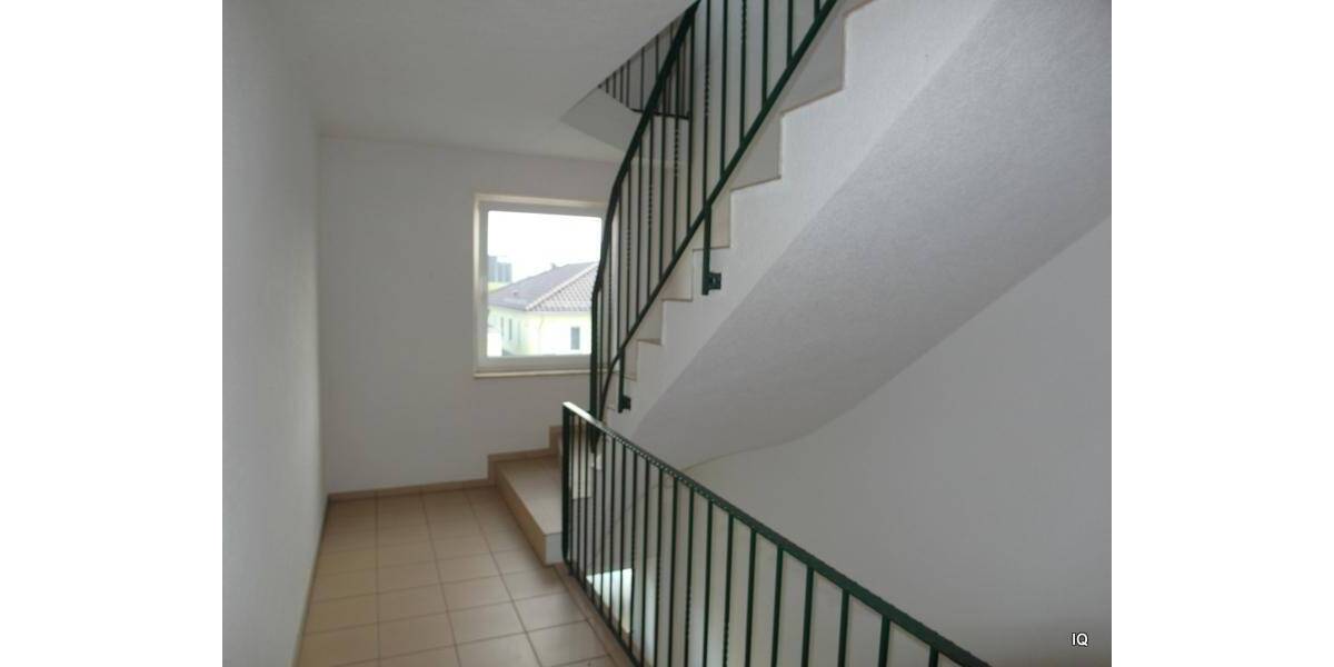 Etagenwohnung Königsbrück - 3 Zimmer, 78 m&sup2;, 780&euro; | Angebot:26733124