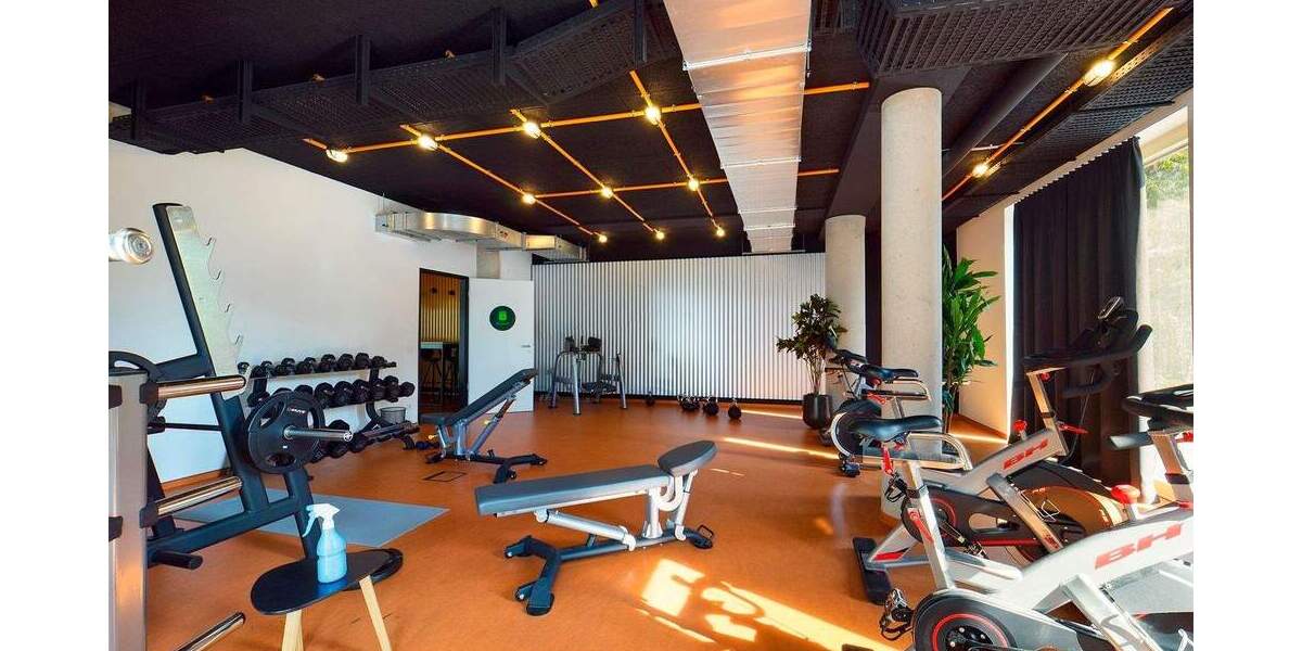 Zimmer Köln Deutz - 1 Zimmer, 44 m&sup2;, 770&euro; | Angebot:26017438