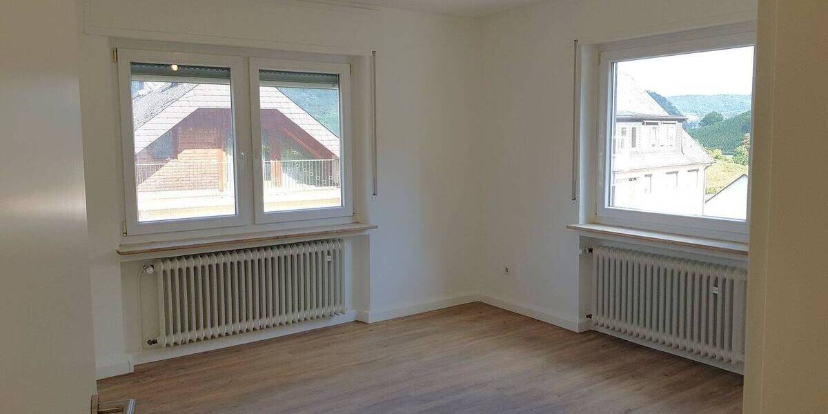 Etagenwohnung Cochem - 2 Zimmer, 60 m&sup2;, 660&euro; | Angebot:26751041