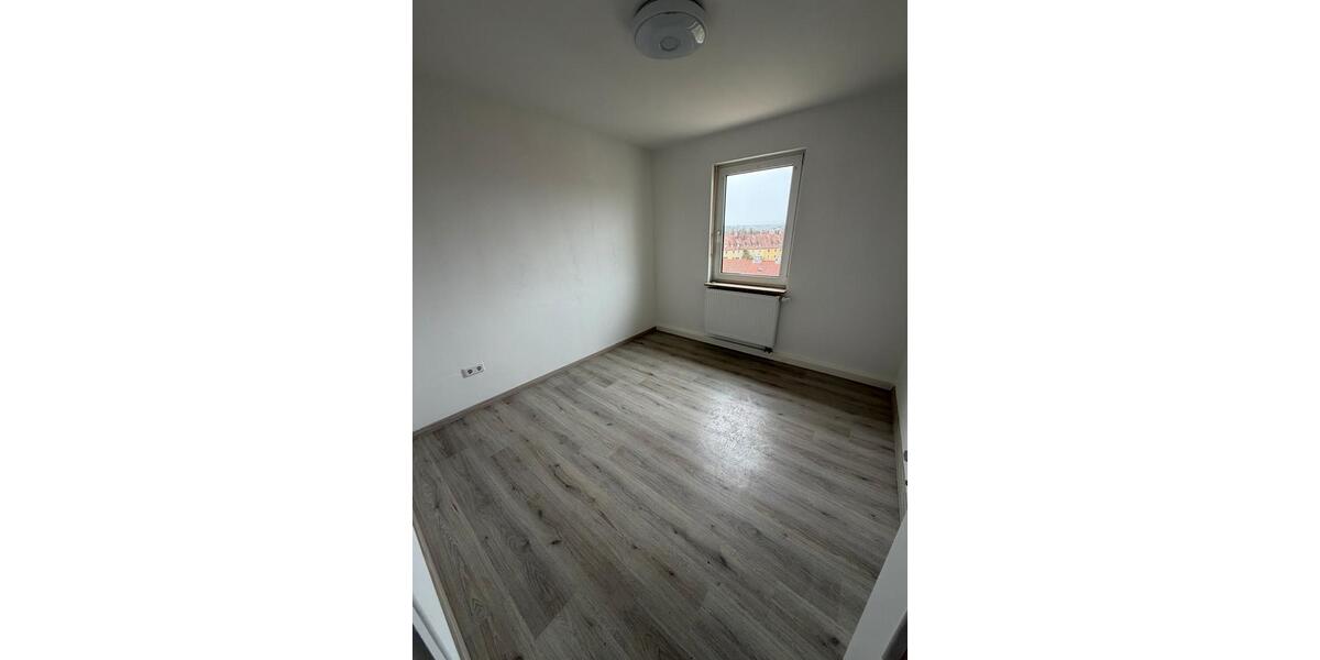 Etagenwohnung Ochsenfurt - 4 Zimmer, 75 m&sup2;, 950&euro; | Angebot:25948041