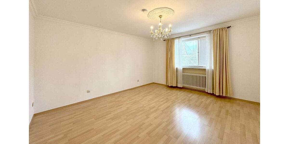 Einfamilienhaus München Sendling-Westpark - 3 Zimmer, 180 m&sup2;, 3.350&euro; | Angebot:26586678