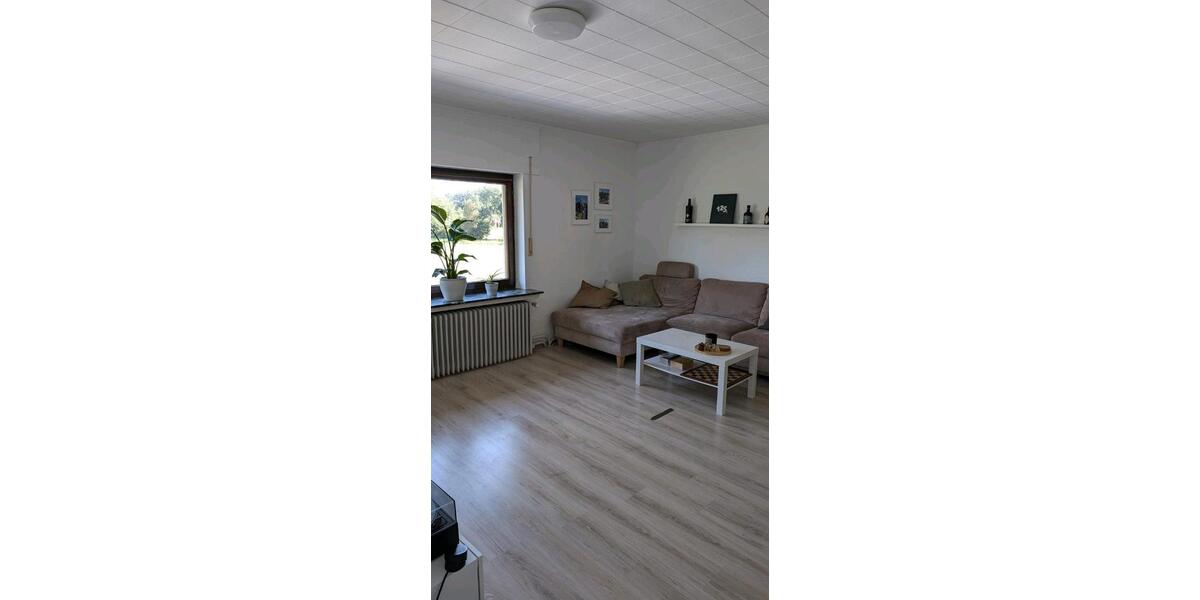 Etagenwohnung Filsum - 1 Zimmer, 85 m&sup2;, 590&euro; | Angebot:26680544