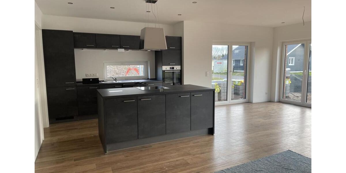 Bungalow Brokdorf - 3 Zimmer, 135 m&sup2;, 1.060&euro; | Angebot:26587980