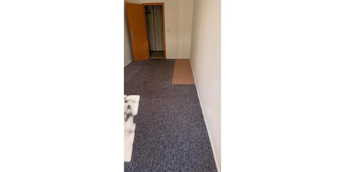 Erdgeschoßwohnung Staßfurt - 3 Zimmer, 69 m&sup2;, 380&euro; | Angebot:26586330