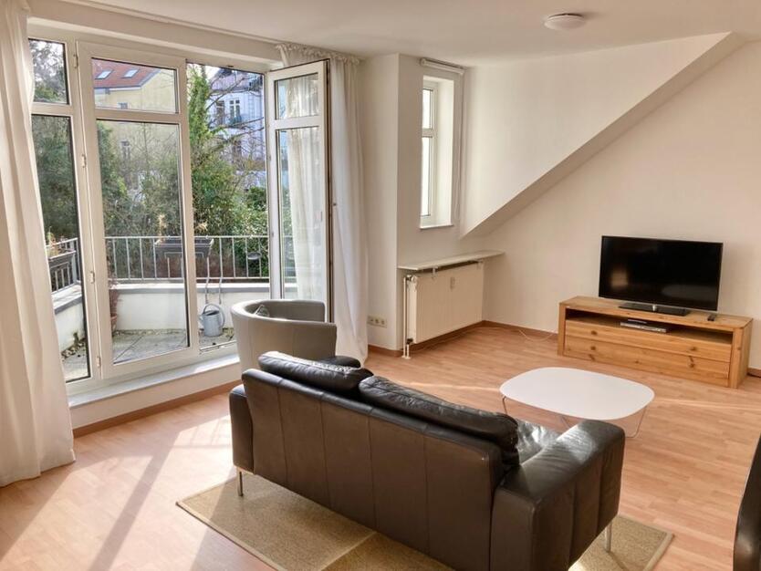 Möblierte Wohnung mit 2 SchlafZimmern und Dachterrasse