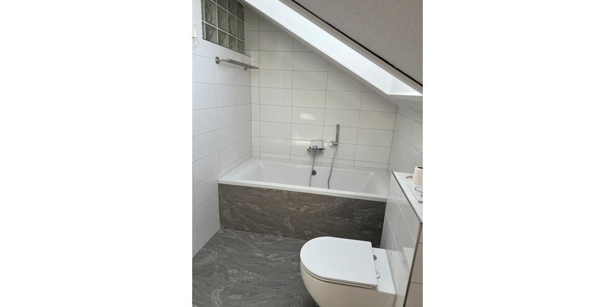 Doppelhaushälfte Oberstenfeld - 8 Zimmer, 160 m&sup2;, 1.800&euro; | Angebot:26166226