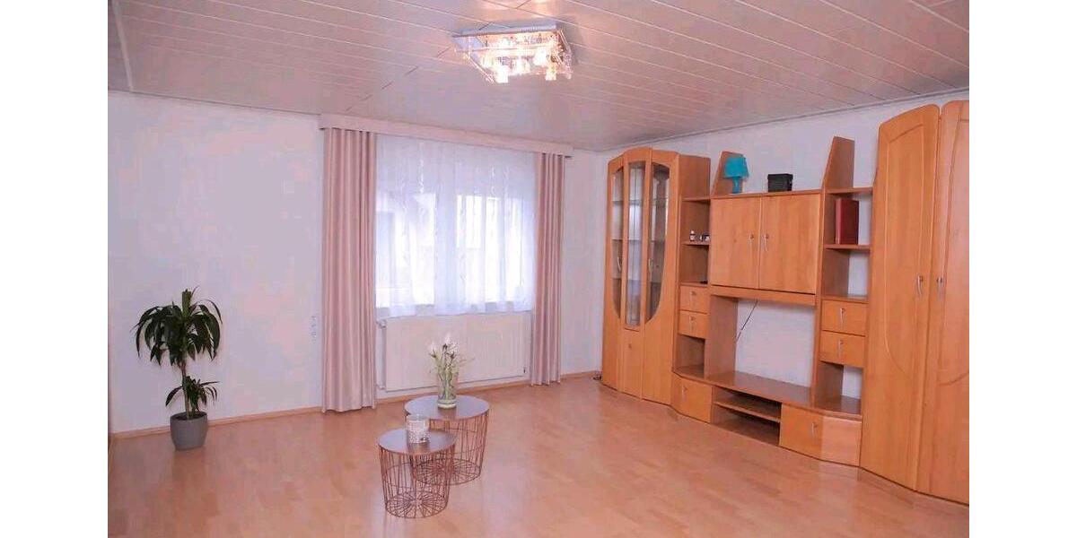 Erdgeschoßwohnung Solms - 3 Zimmer, 86 m&sup2;, 850&euro; | Angebot:26581594