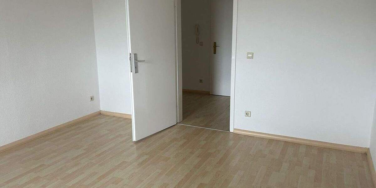 Etagenwohnung Halle (Saale) Innenstadt - 1 Zimmer, 56 m&sup2;, 504&euro; | Angebot:26703024