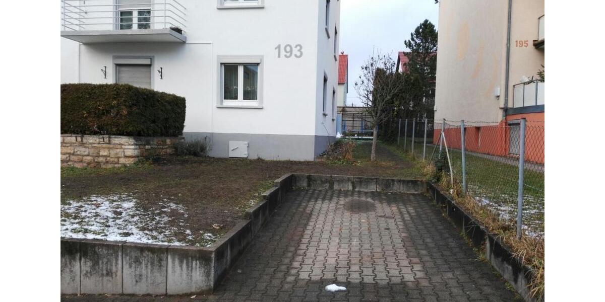 Stuttgart möbiliziert Vier Zimmer Wohnung 7Km von Zentrum 4 zimmer