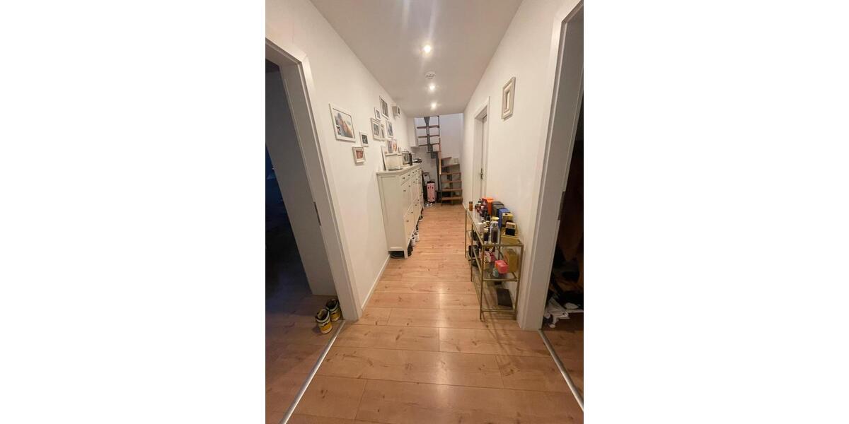 Dachgeschoßwohnung Altenstadt - 3 Zimmer, 132 m&sup2;, 1.100&euro; | Angebot:24802474