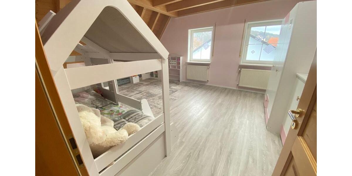 Einfamilienhaus Altenmünster - 6 Zimmer, 225 m&sup2;, 1.800&euro; | Angebot:24610377