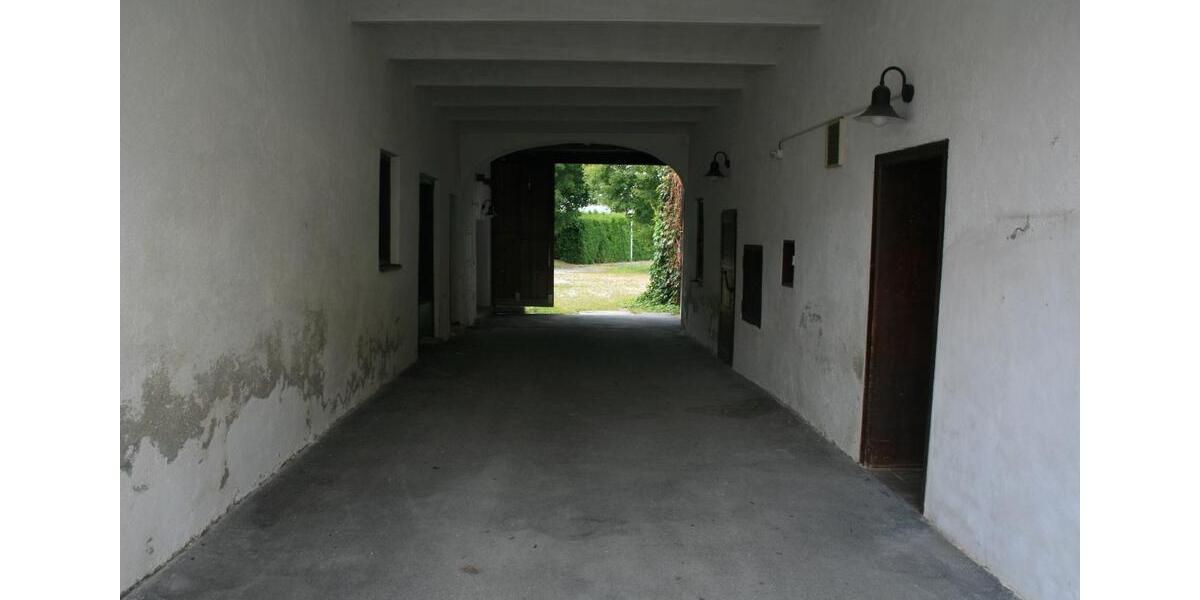 Einfamilienhaus Reisbach Englmannsberg - 8 Zimmer, 300 m&sup2;, 2.400&euro; | Angebot:26383330