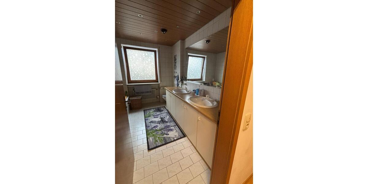 Etagenwohnung Füssen - 4 Zimmer, 124 m&sup2;, 1.300&euro; | Angebot:25918684