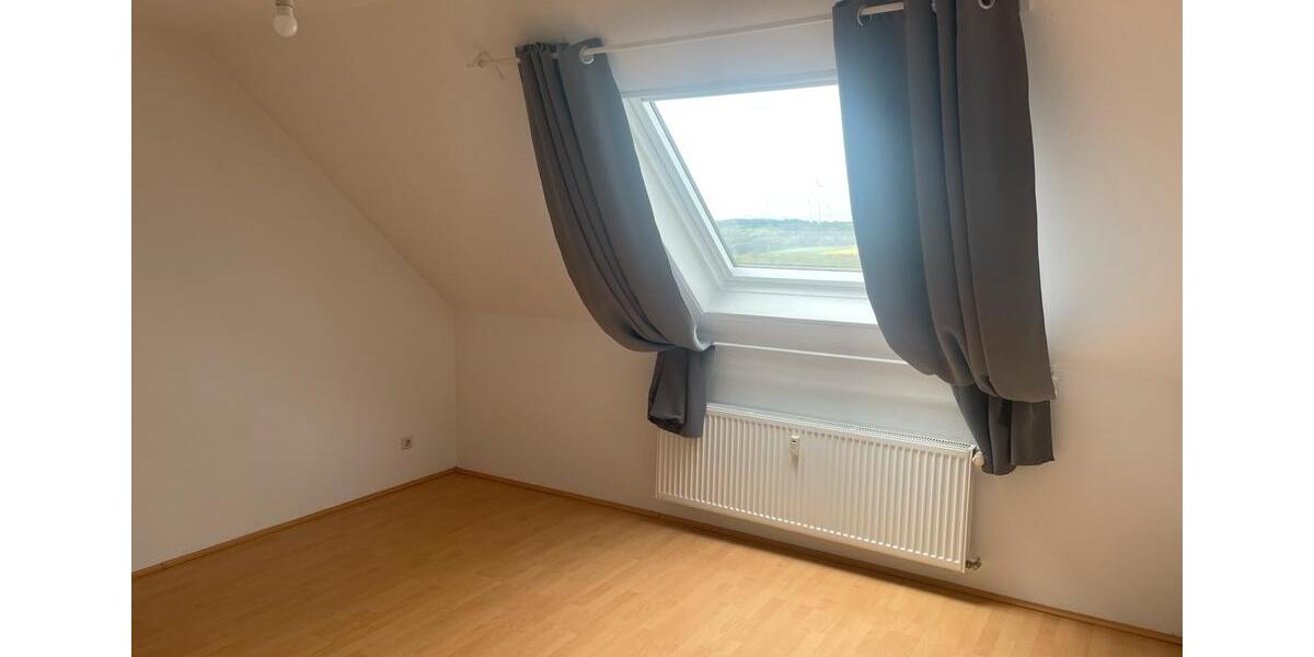 Dachgeschoßwohnung Emmelshausen - 2 Zimmer, 50 m&sup2;, 445&euro; | Angebot:26441190
