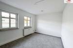 Großzügige, komplett sanierte 5-Raum-Wohnung mit zwei Bädern in Gornsdorf!! 5 zimmer