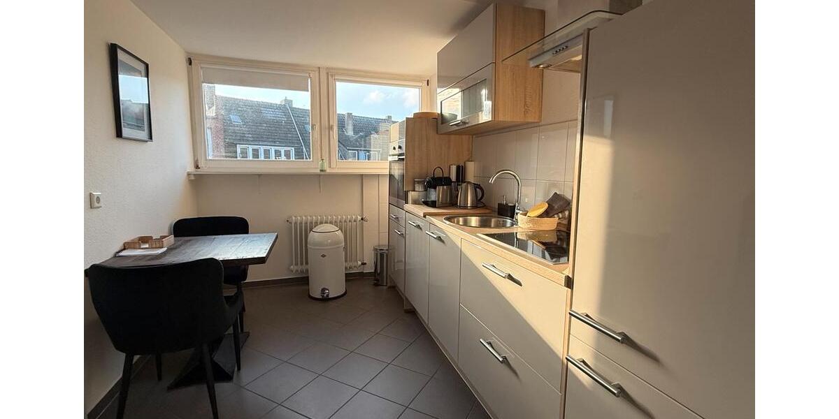 Etagenwohnung Neuss - 3 Zimmer, 75 m&sup2;, 1.780&euro; | Angebot:24363893