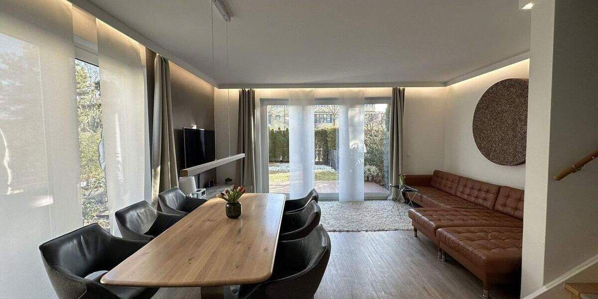 Reihenendhaus Kleinmachnow - 6 Zimmer, 140 m&sup2;, 3.950&euro; | Angebot:25051246