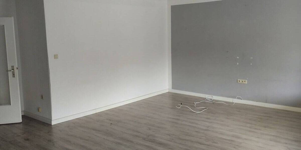 Etagenwohnung Bremerhaven Geestemünde - 2 Zimmer, 86 m&sup2;, 605&euro; | Angebot:25968756