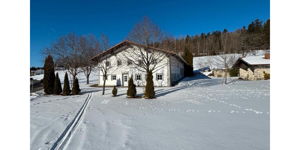 Einfamilienhaus Haidmühle - 8 Zimmer, 325 m&sup2;, 1.200&euro; | Angebot:24643426