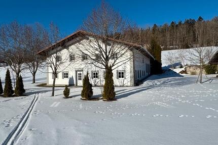 Haus Haidmühle - 8 Zimmer, 325 m&sup2;, 1.200&euro; | Angebot:24643426