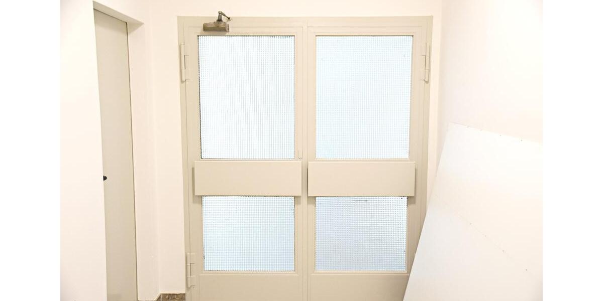 Gewerbeobjekt Düsseldorf Stadtbezirk 9 - 300&euro; | Angebot:24864761