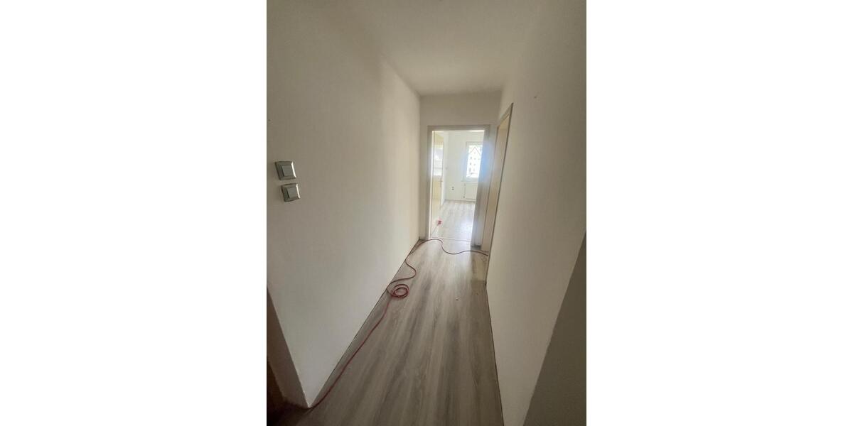 Dachgeschoßwohnung Lennestadt - 2 Zimmer, 40 m&sup2;, 350&euro; | Angebot:26582284