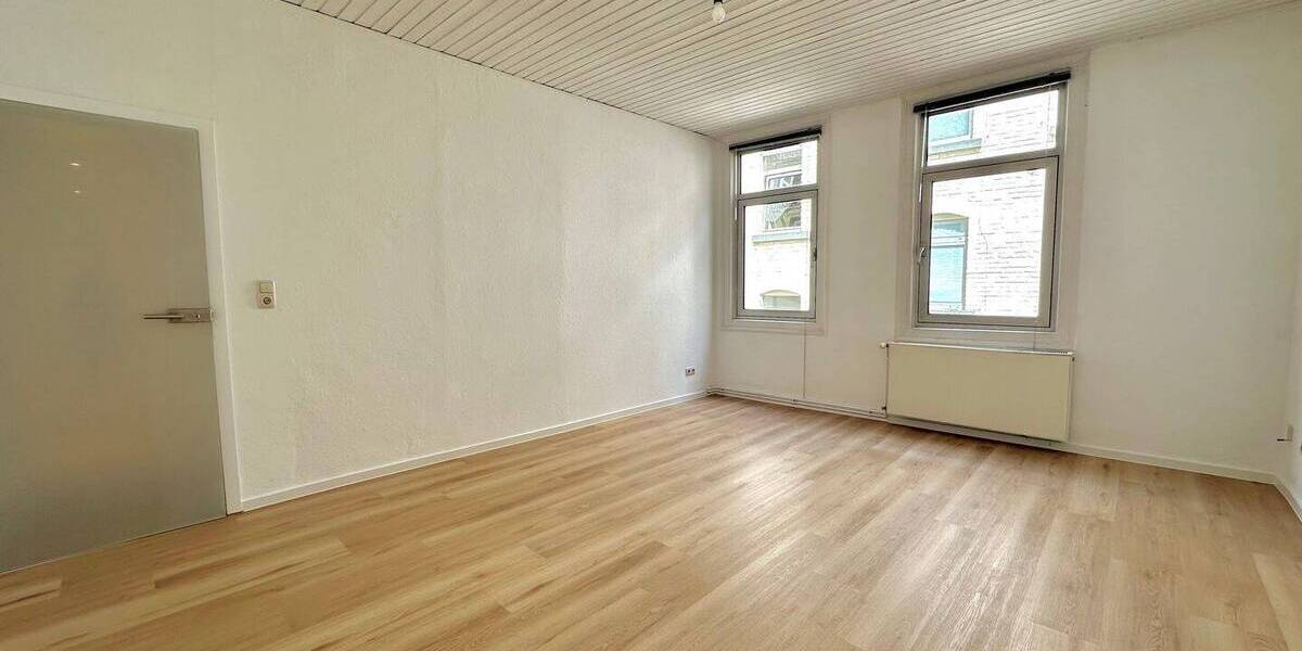 Etagenwohnung Wiesbaden Mitte - 2 Zimmer, 69 m&sup2;, 759&euro; | Angebot:26797013