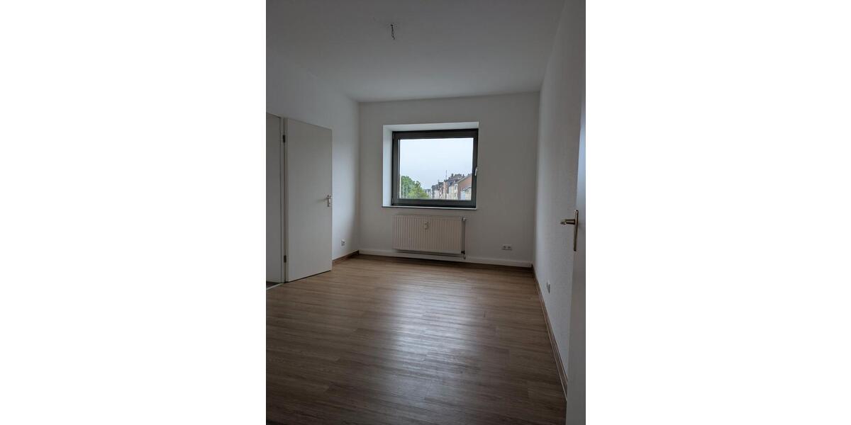 Etagenwohnung Duisburg Duisburg-Mitte - 3 Zimmer, 69 m&sup2;, 600&euro; | Angebot:26491201