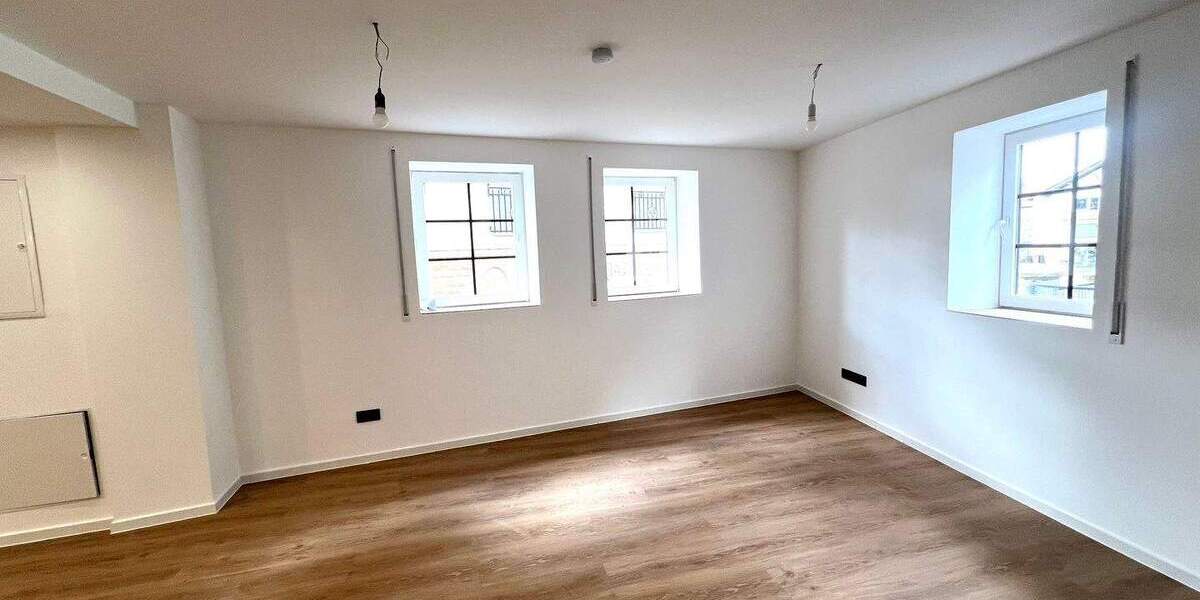 Etagenwohnung Nußbaum - 2 Zimmer, 74 m&sup2;, 800&euro; | Angebot:25683801