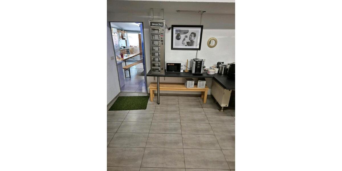 Wohnen auf Zeit Bedburg - 5 Zimmer, 380 m&sup2;, 20&euro; | Angebot:24749155