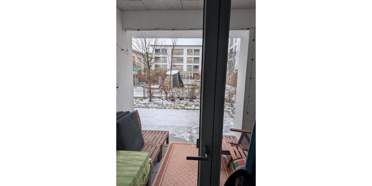 ZwischenmieteBefristete Miete: Möblierte 72qm Wohnung von März b 2 zimmer