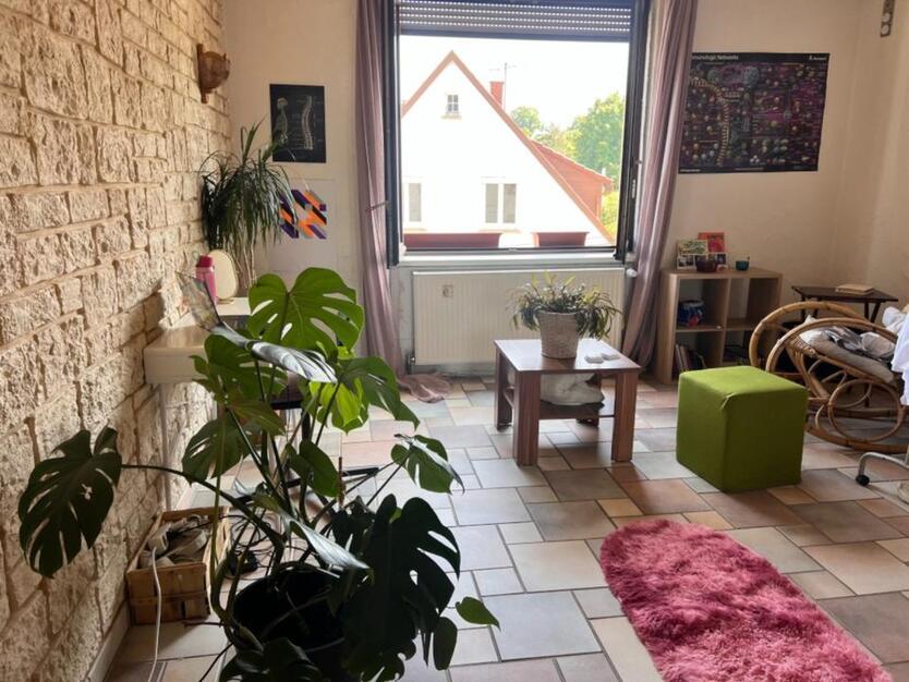 Großes WG-Zimmer in Stuttgart-Rohr