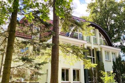 Wohnung Berlin Charlottenburg-Wilmersdorf - 2 Zimmer, 95 m&sup2;, 1.950&euro; | Angebot:26935551